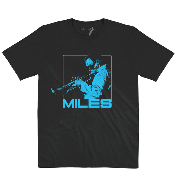 Miles Davis | Side Trumpet Blue | Official Artist T-shirt