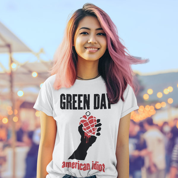 Green Day Ladies Ladies T-shirt: American Idiot Heart (White) (back print)